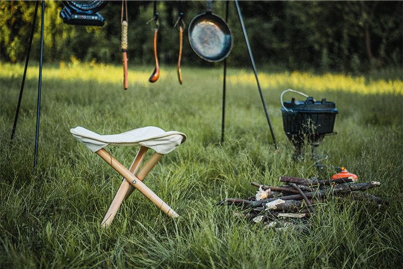 GHẾ GẤP GỖ TAM GIÁC VINTAGE NATUREHIKE NH20JJ008