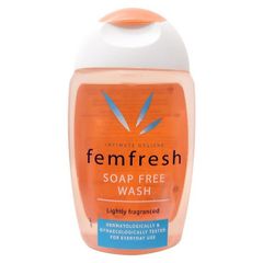 Dung Dịch Vệ Sinh Phụ Nữ Femfresh Lightly Fragranced Soap Free Wash 150ml