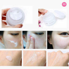 Kem Dưỡng Cấp Ẩm Cho Da Huxley Cream More Than Moist 50ml