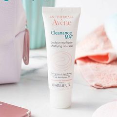 Kem Dưỡng Kiềm Dầu Cho Da Nhờn Mụn Avene Cleanance Mat Mattifying Emulsion 40ml