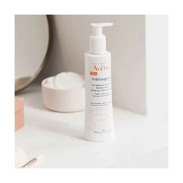 Sữa Rửa Mặt Tẩy Trang Cho Mọi Loại Da Avene Gentle Milk Cleanser 200ml