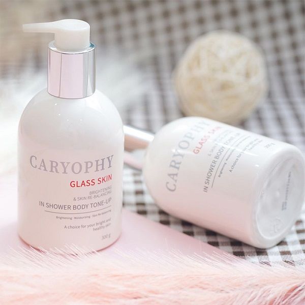 Kem Dưỡng Trắng Nâng Tông Da Caryophy Glass Skin In Shower Body Tone-Up Cream 300g