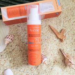 Kem Chống Nắng Avene Cho Da Thường Da Hỗn Hợp Protection Avène Fluid SPF50+ 50ml