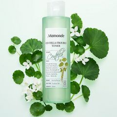 Nước Cân Bằng Mamonde Chiết Xuất Rau Má Cho Da Mụn Centella Trouble Toner 250ml