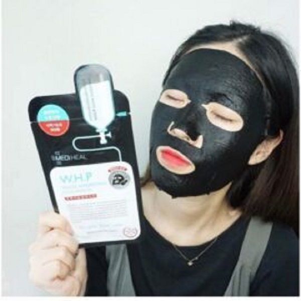 Mặt Nạ Than Hoạt Tính Giúp Làm Trắng Da Mediheal W.H.P White Hydrating Black Mask