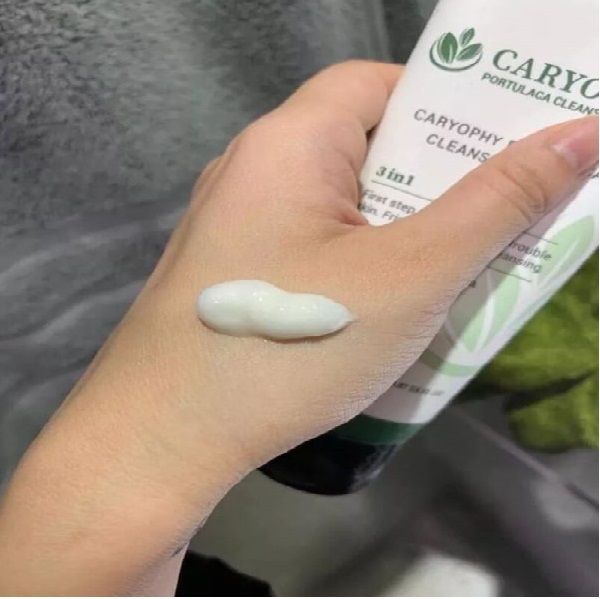 Sữa rửa mặt trị mụn Caryophy Portulaca Cleansing Foam 150ml