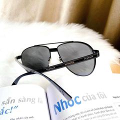 Kính Versace dáng Aviator màu đen