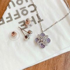 Bộ dây chuyền khuyên tai Swarovski hoa tím