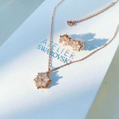 Bộ dây chuyền và khuyên tai Swarovski bông tuyết rose gold