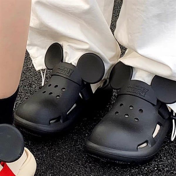 Dép cross Mickey