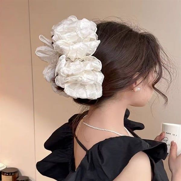 Kẹp càng cua voan phồng nếp to