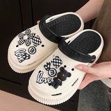 Dép cross charm gấu love tone đen