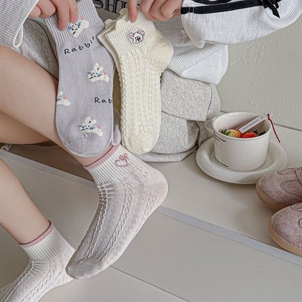 Tất The TeaLife tone trắng xám