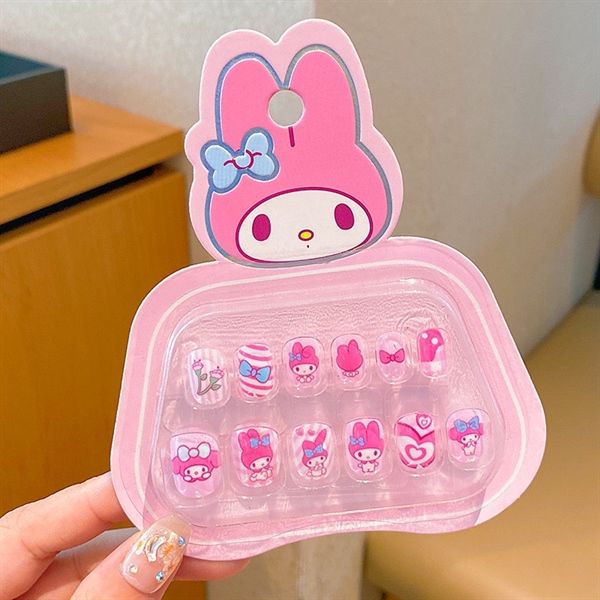 Set móng tay dán Sanrio cho bé