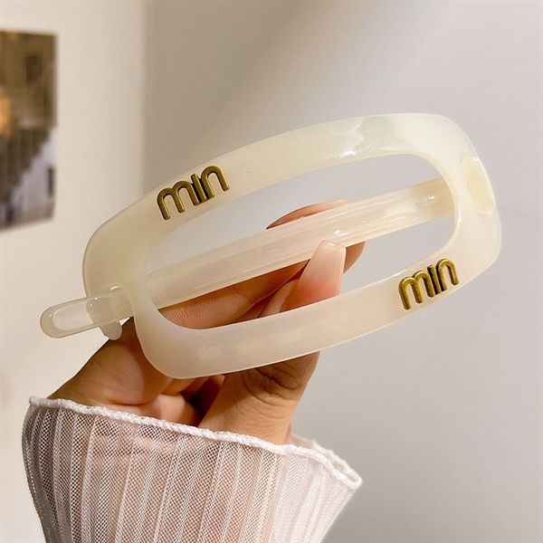 Kẹp mỏ vịt MiuMiu