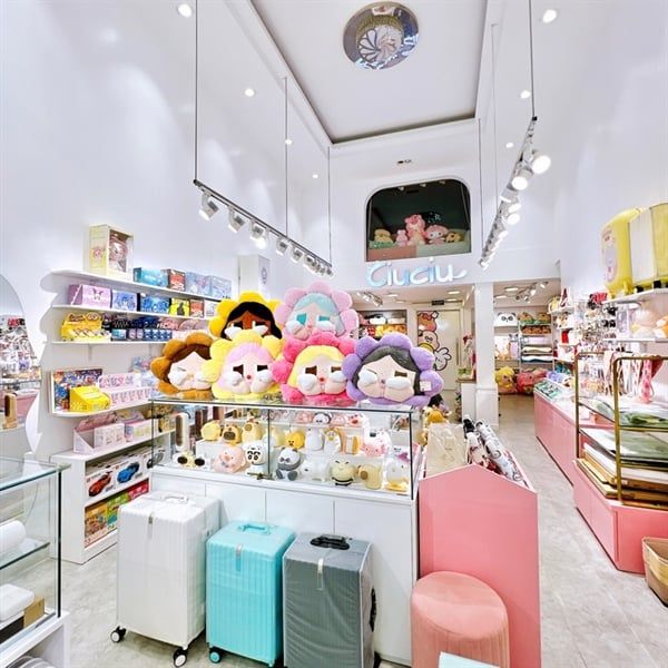 Gối hoa CryBaby (bản dupe) 48cm