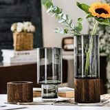 Lọ hoa thuỷ tinh dáng trụ đế gỗ