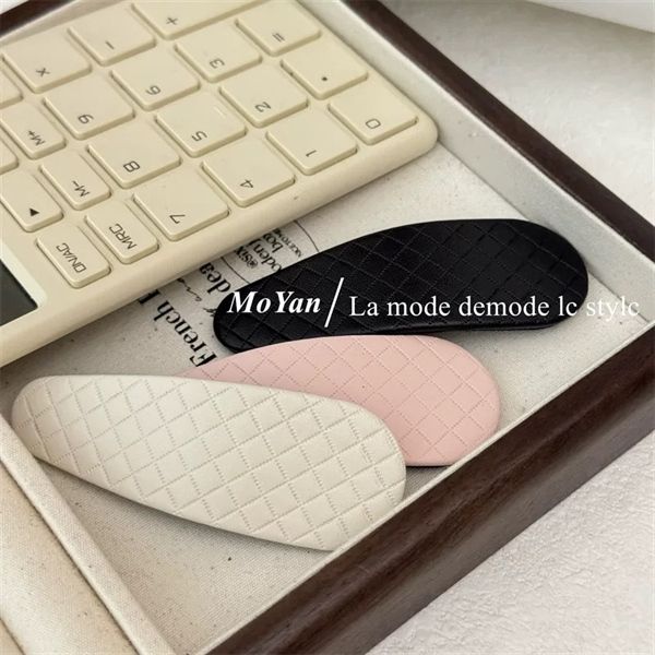 Kẹp tóc bầu dục vân quả trám