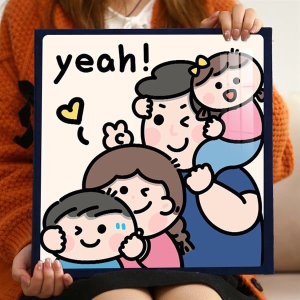 Album ảnh gia đình ôm nhau chibi