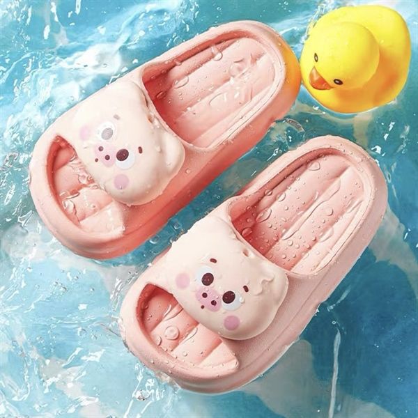 Dép heo nổi 3D