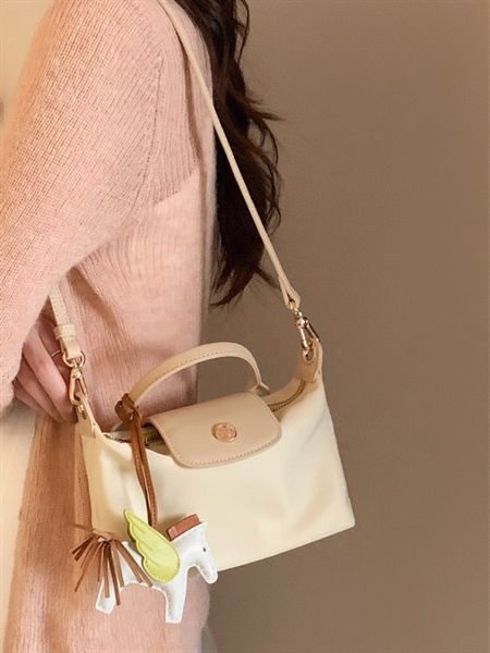 Túi Chio2nd mini dáng Longchamp charm ngựa