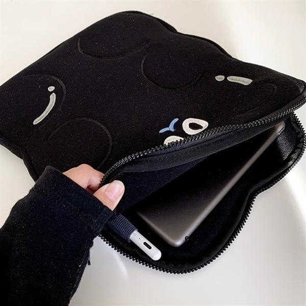 Túi đựng ipad / laptop mèo đen