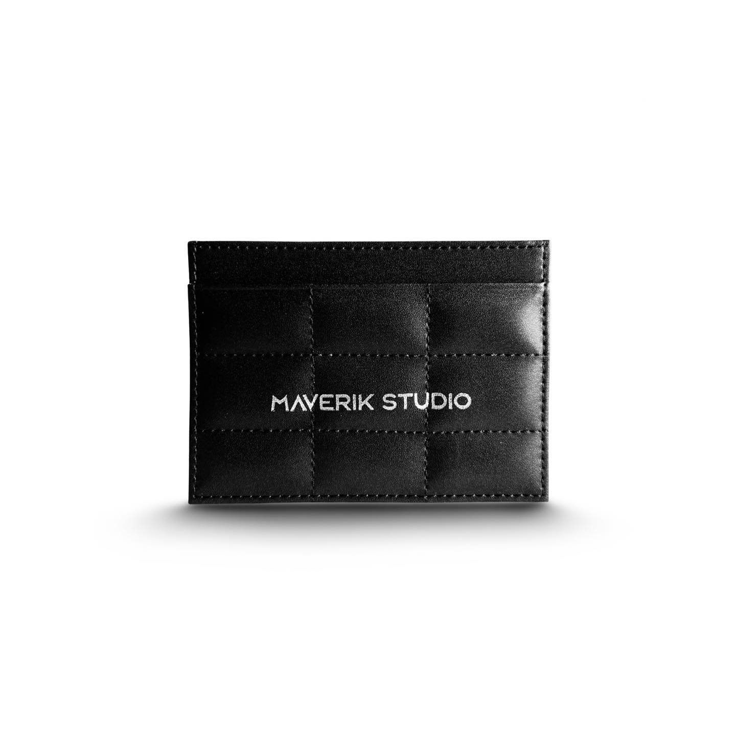MAVERIK® PUFFER CARD HOLDER