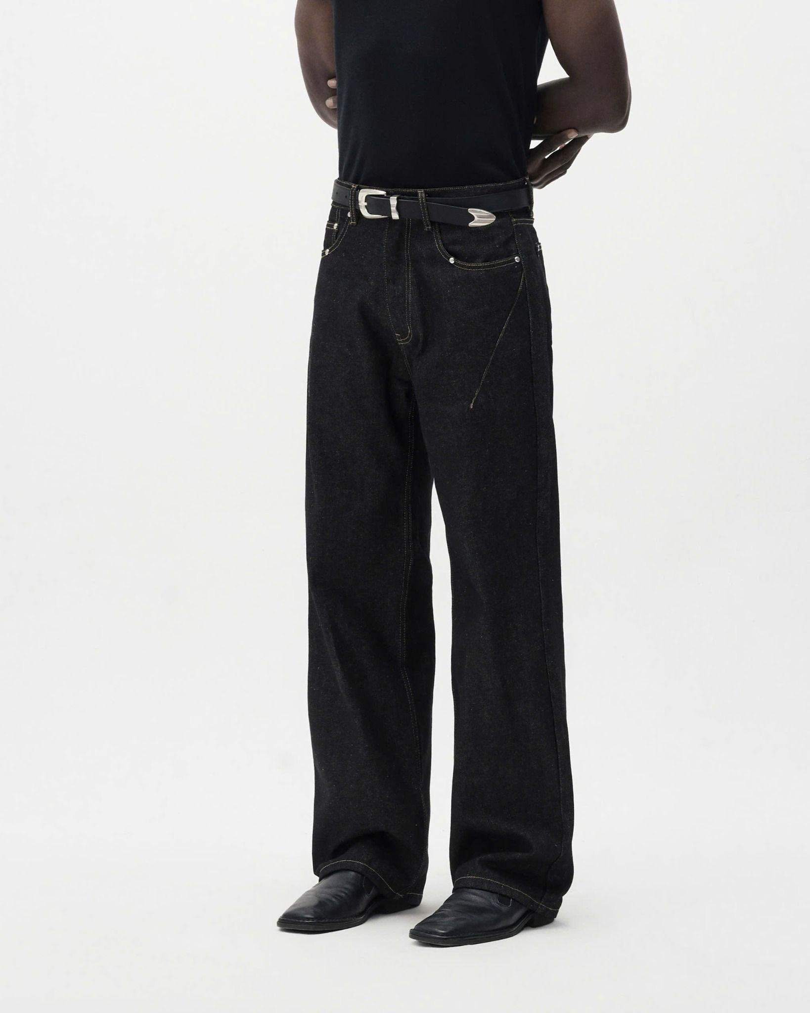 MAVERIK® BLACK LOOSE FIT RAW DENIM PANTS
