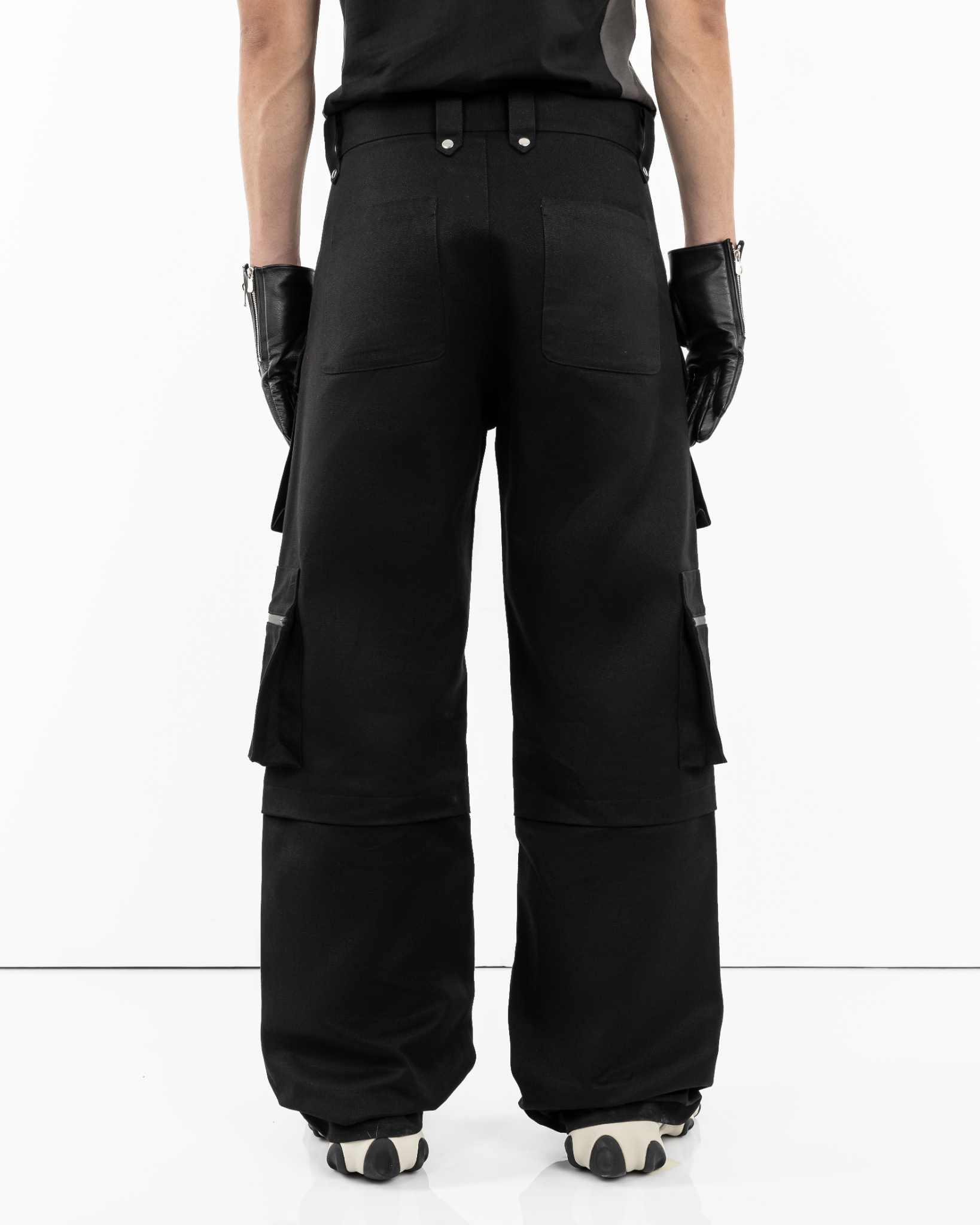 CANVAS BAGGY CARGO PANTS (BLACK)