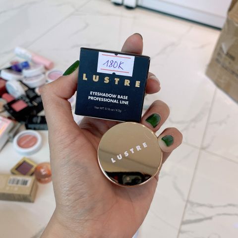 Kem lót mắt Lustre Eyeshadow Base