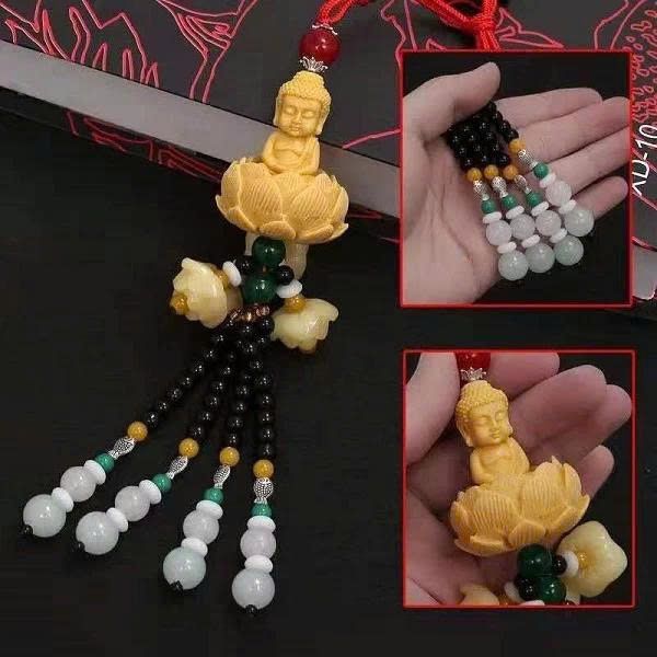 Khánh Treo Xe Ô Tô Hình Đức Phật Ngồi Đài Sen Phong Thuỷ