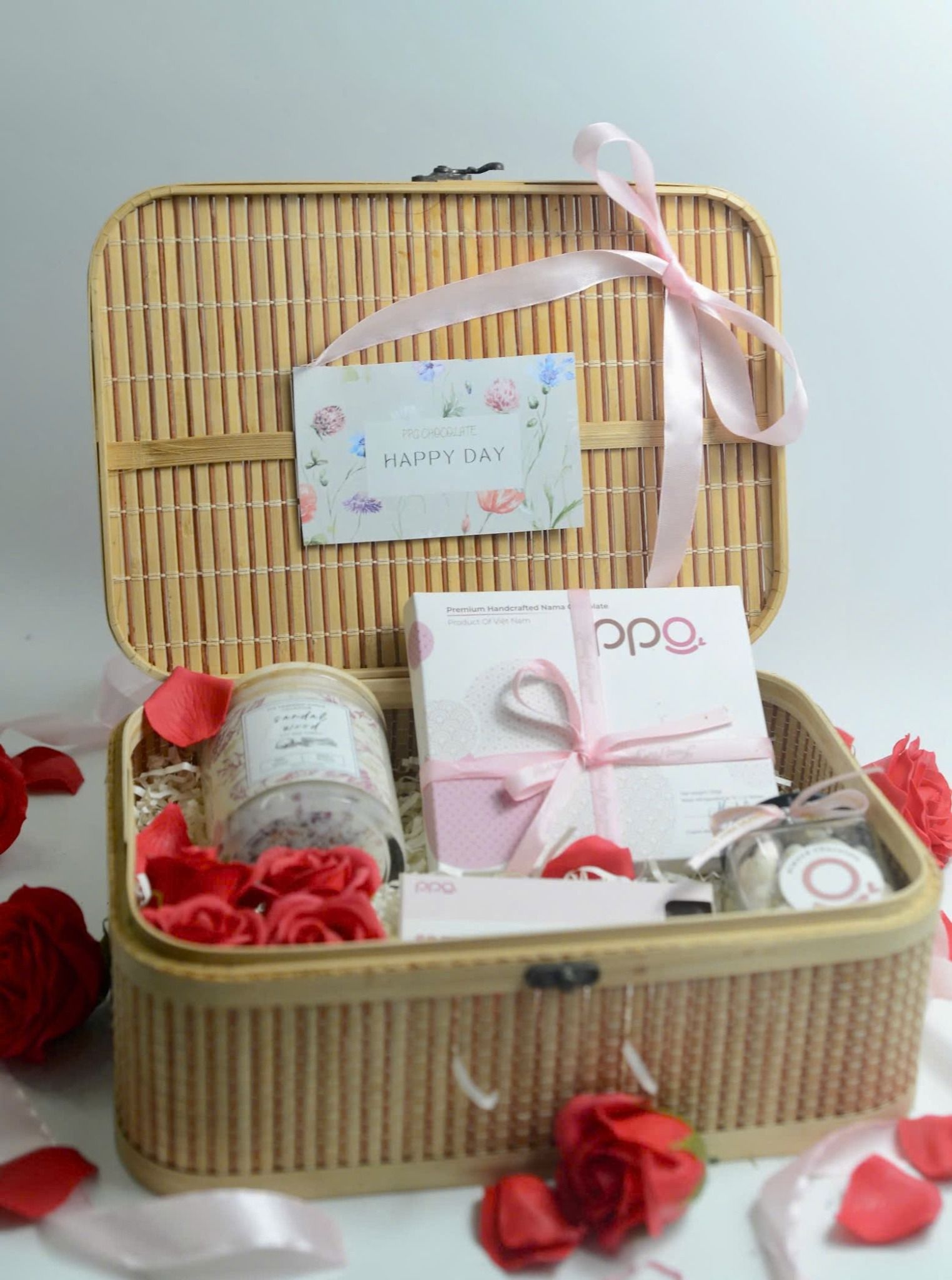 Thương Lắm - Set Quà Tặng Tình Cảm Ngày 8/3 by PPG CHOCOLATE