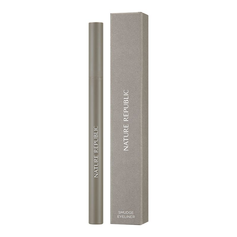 SMUDGE PROOF EYELINER