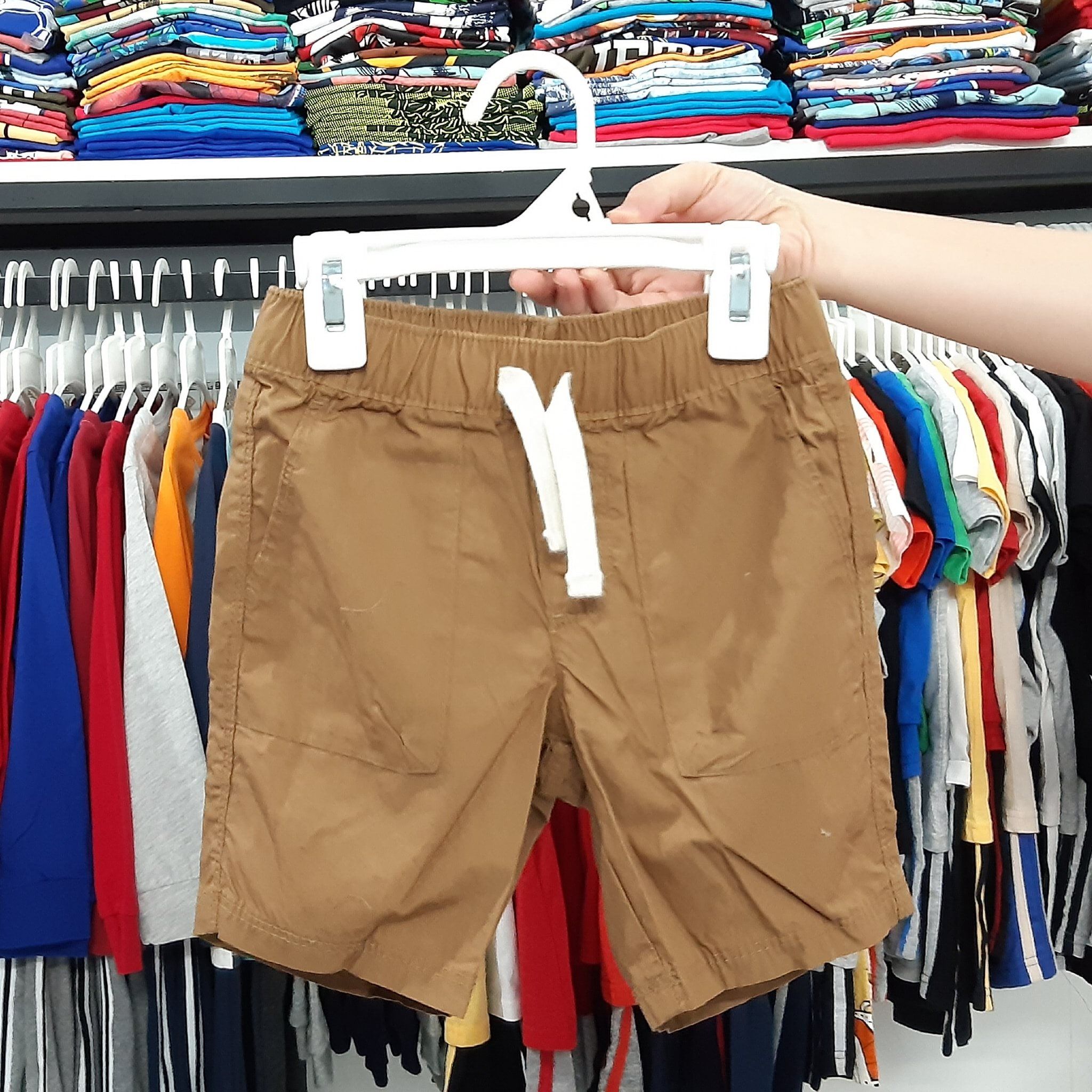 Quần Short Kaki Bé Trai Old Navy Màu Bò