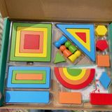  Xếp hình cầu vồng Montessori cho bé 