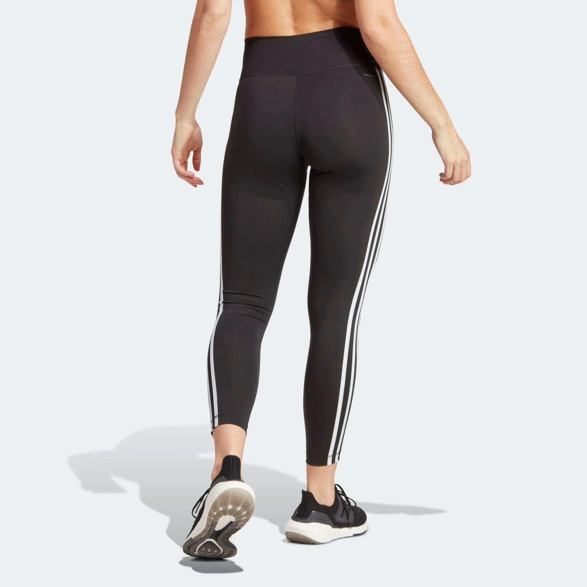 Quần training adidas TRAIN ESSENTIALS nữ HT5438