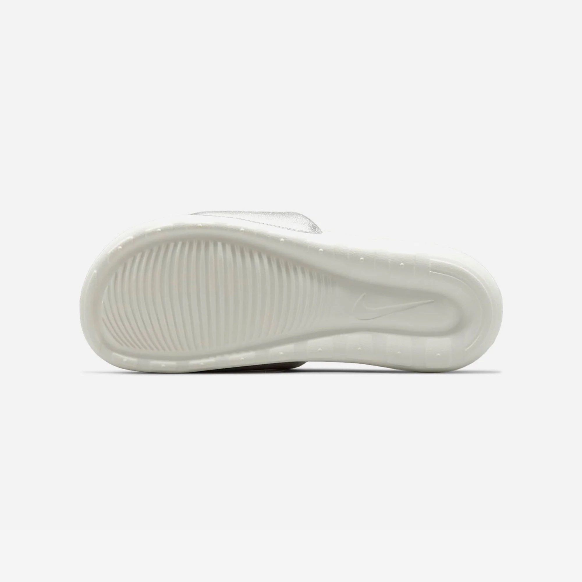 Dép sportswear Nike Victori One nữ DZ3496-001