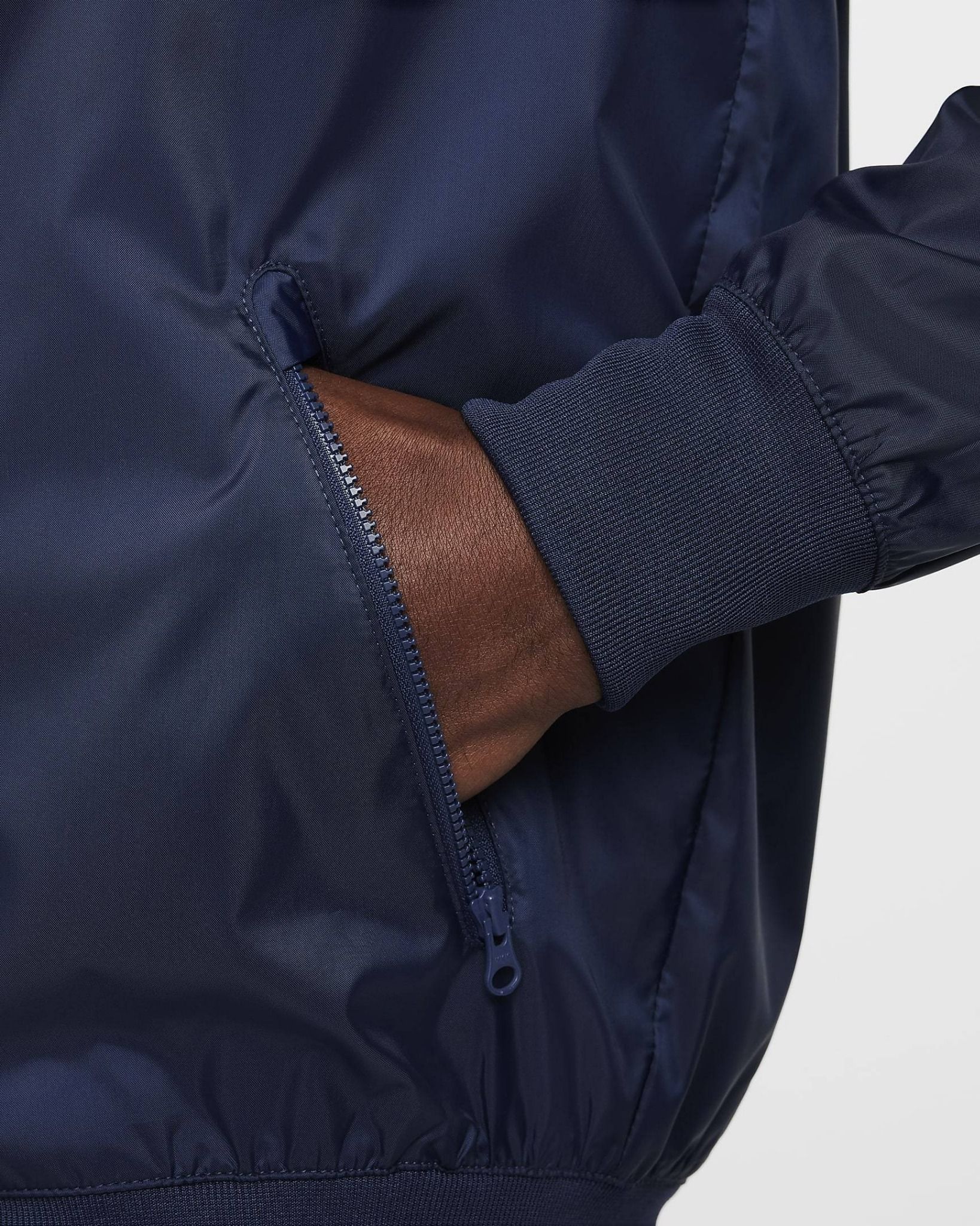 Áo sportswear nike WOVEN WINDRUNNER nam DA0002-452