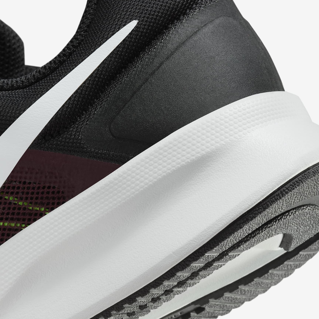 Giày running Nike Run Swift 3 nam DR2695-007
