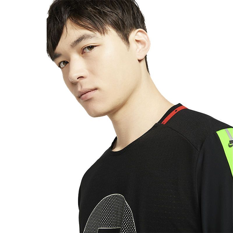 Áo running nike AS M NK WILD RUN TOP SS nam BV5599-010