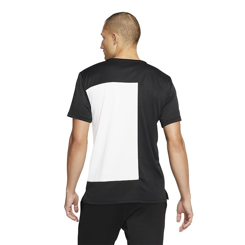 Áo training nike Sleeve Graphic nam CJ4618-010