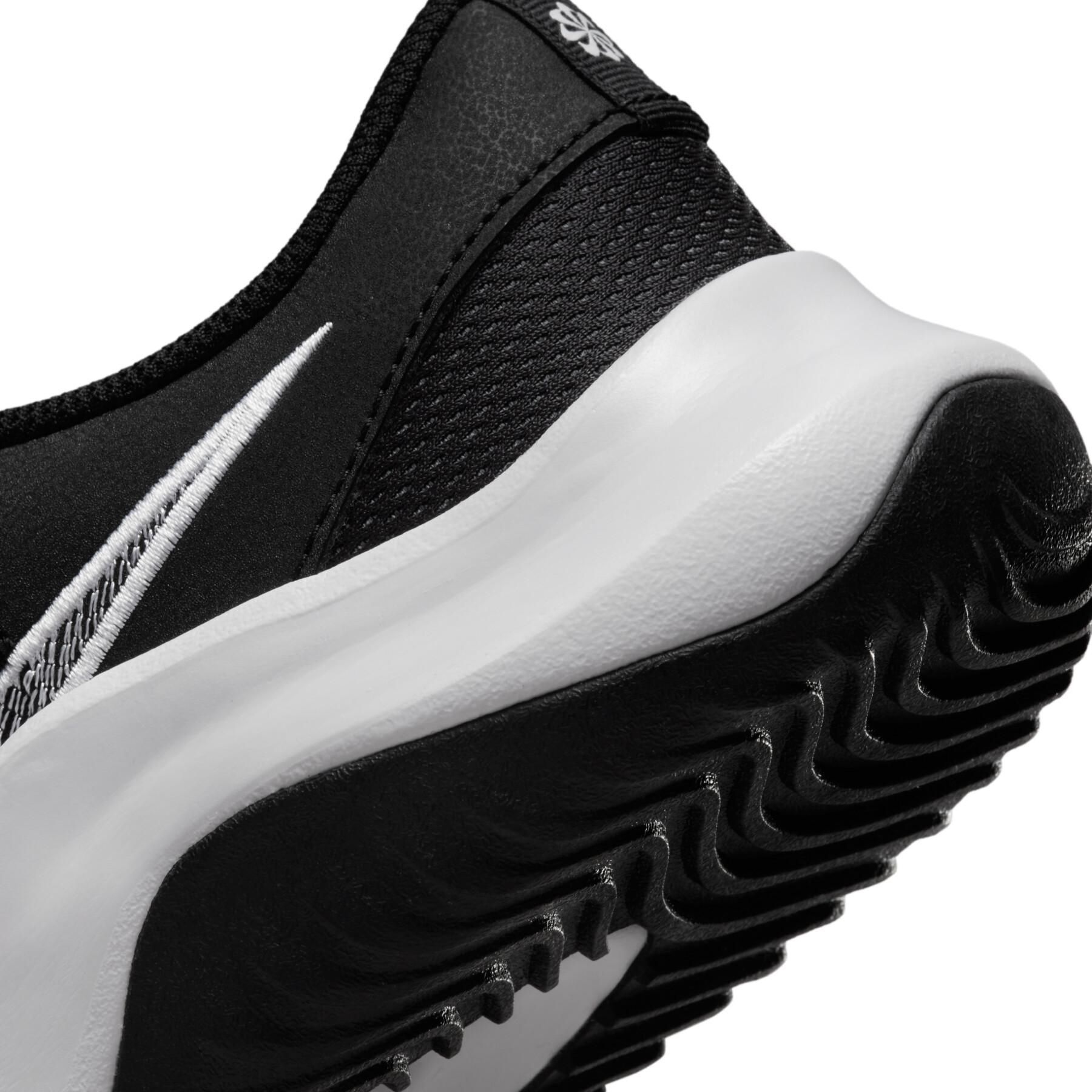 Giầy training NIKE LEGEND ESSENTIAL 3 nam DM1120-001