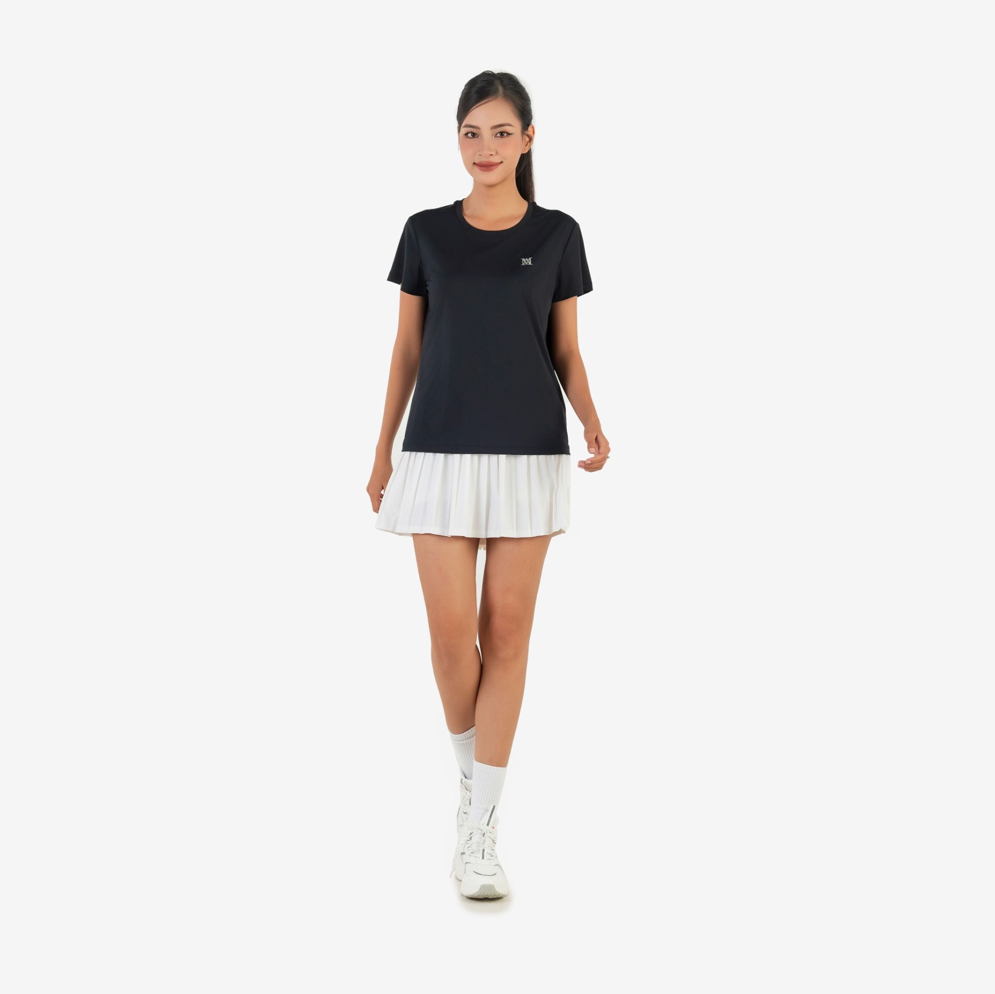 Áo Tshirt nữ AM màu đen TSW2401-00