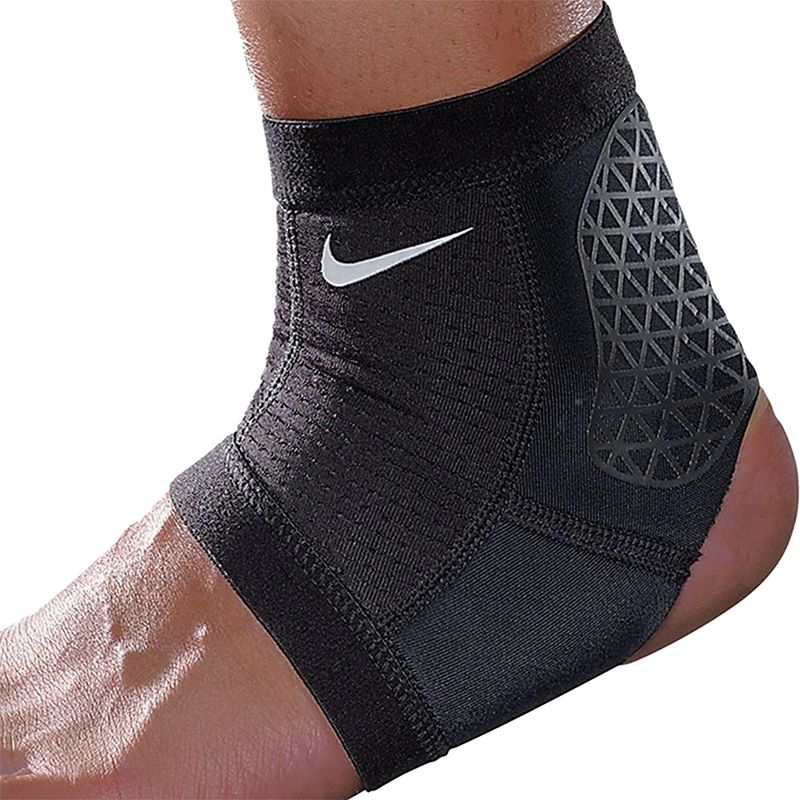 Miếng bảo vệ chân Nike N.MS.32.001.XL