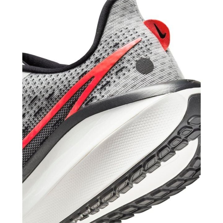 Giầy running nike Vomero 17 nam FB1309-008
