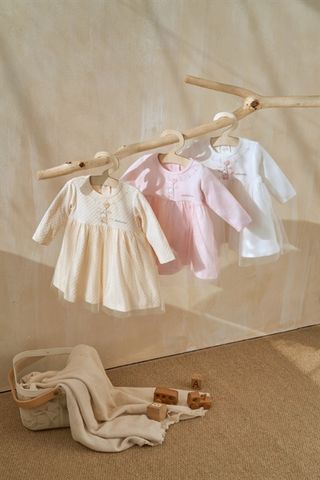  Váy DT Abbieoh cotton tùng lưới thỏ Punny vàng 18m 