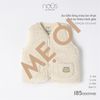 Áo gile Nous lông cừu túi áo thêu hình gấu be nhạt 18m