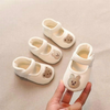 Giày tập đi cho bé thêu gấu/thỏ trắng