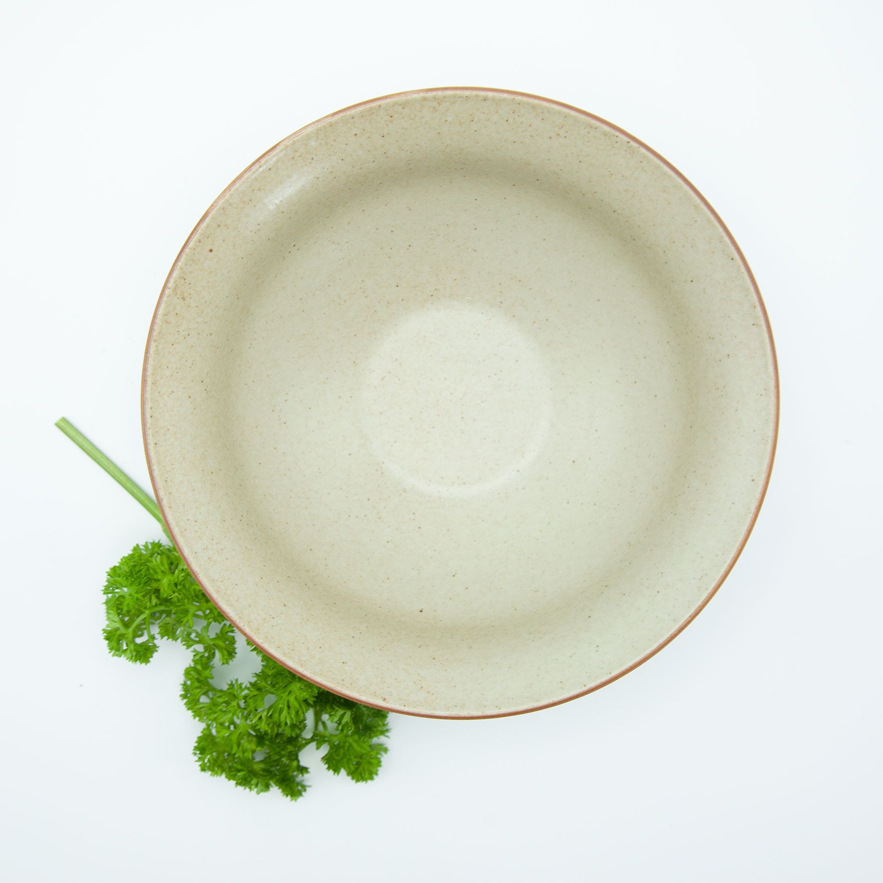 Bát chân cao nâu tiêu, chất liệu sứ cao cấp, kích thước 15cm