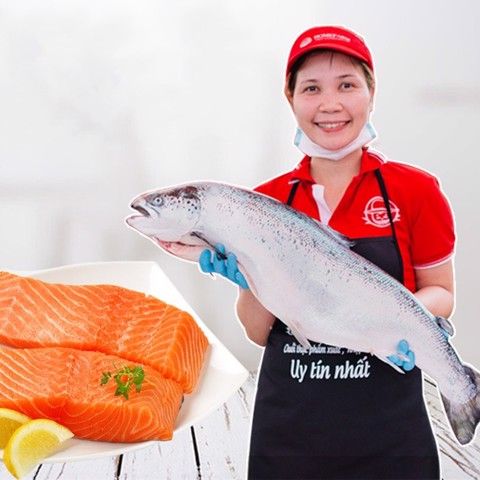 Cá hồi tươi NK Nauy-nguyên con, 299.000đ/1kg.Trọng lượng mỗi con 5-7kg, ko chính xác 100%. Bán hàng từ 8-20h. Thanh toán COD